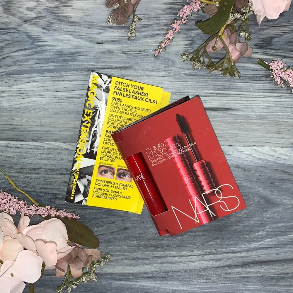 NARS bundle includes